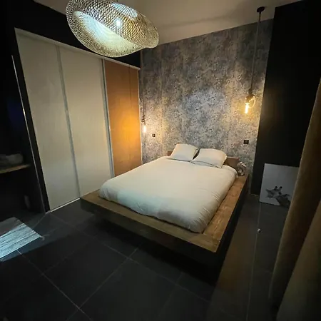 Appartement 110m2 Quartier Médiéval *